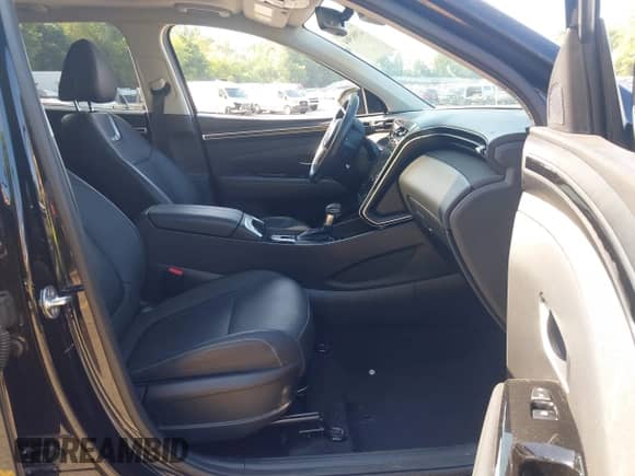 2022 Hyundai Tucson SEL with VIN 5NMJCCAE4NH064508, listed as a IAAI auction lot 42981904 with 43,477 mi miles and . Bid and sale history available at DreamBid. Image 5.