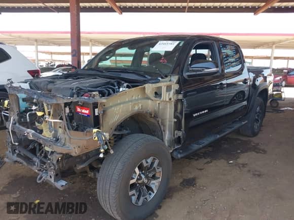 2021 Toyota Tacoma SR5 with VIN 5TFAZ5CN1MX111605, listed as a IAAI auction lot 42465381 with 67,307 mi miles and . Bid and sale history available at DreamBid. Image 18.