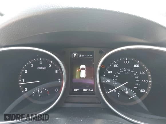 2017 Hyundai Santa Fe Ultimate with VIN 5NMZW4LA6HH047532, listed as a IAAI auction lot 42871398 with 26,910 mi miles and . Bid and sale history available at DreamBid. Image 7.