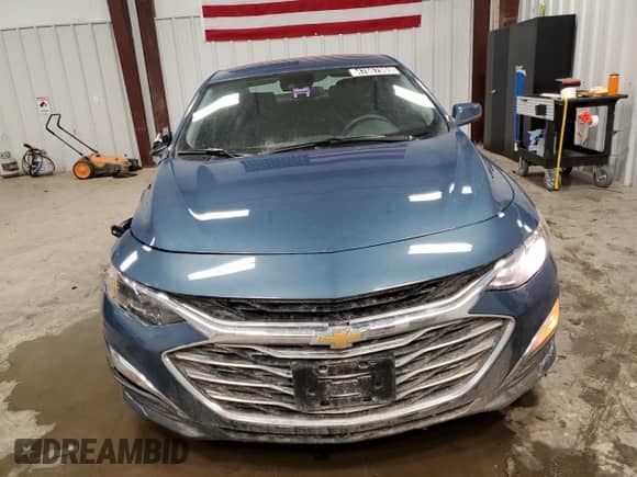 2025 Chevrolet Malibu LS with VIN 1G1ZC5ST4SF120864, listed as a Copart auction lot 47667985 with 11,232 mi miles and Clean title. Bid and sale history available at DreamBid. Image 5.