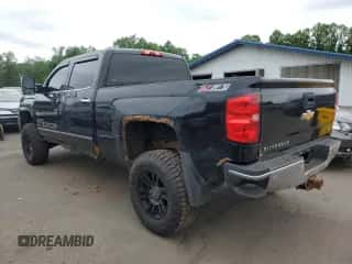 2015 Chevrolet Silverado 2500HD LTZ с VIN 1GC1KWE87FF664723, выставлен на аукционе Copart как лот 62889195 с пробегом 274 039 миль миль и Чистый • Clean title. История ставок и продаж доступна на DreamBid. Изображение 2.