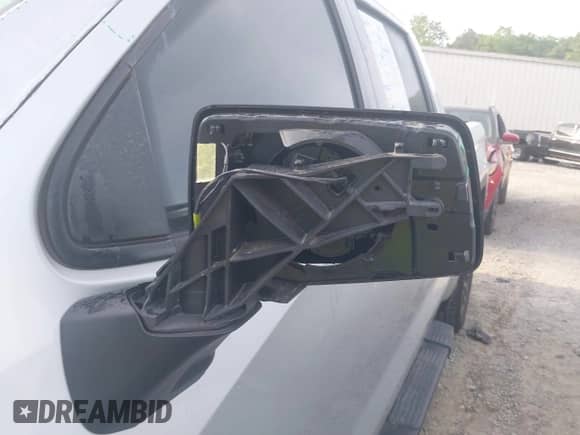 2022 GMC Sierra 1500 Elevation с VIN 3GTP8CET1NG180409, выставлен на аукционе IAAI как лот 42144324 с пробегом 72 000 миль миль и . История ставок и продаж доступна на DreamBid. Изображение 17.