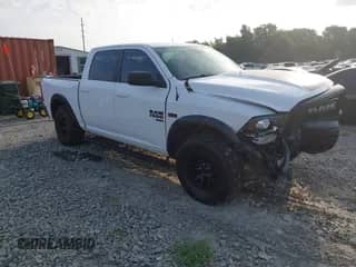 2019 Ram 1500 Big Horn z VIN 1C6RR6LTXKS712519, wystawiony jako IAAI lot #42790027 z przebiegiem 165 147 mil mil oraz . Historia ofert i sprzedaży dostępna na DreamBid. Obrazek 1.