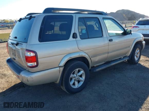 2003 Nissan Pathfinder LE z VIN JN8DR09Y23W832851, wystawiony jako IAAI lot #43489769 z przebiegiem 224 499 mil mil oraz . Historia ofert i sprzedaży dostępna na DreamBid. Obrazek 4.