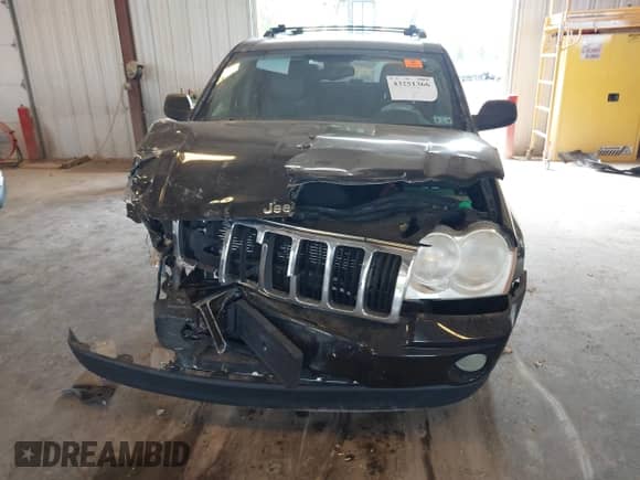 2005 Jeep Grand Cherokee Limited with VIN 1J4HR58N75C548616, listed as a IAAI auction lot 43251366 with 141,082 mi miles and . Bid and sale history available at DreamBid. Image 12.