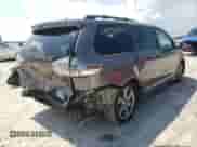 2019 Toyota Sienna SE with VIN 5TDXZ3DC2KS983662, listed as a Copart auction lot 69694095 with 87,965 mi miles and Salvage title. Bid and sale history available at DreamBid. Image 3.