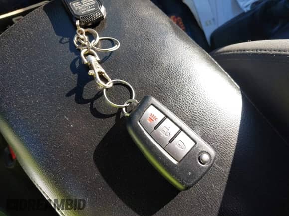 2015 Nissan Rogue SV with VIN KNMAT2MV8FP565156, listed as a IAAI auction lot 43378182 with 197,597 mi miles and . Bid and sale history available at DreamBid. Image 11.