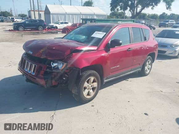 2017 Jeep Compass Sport с VIN 1C4NJCBA7HD119548, выставлен на аукционе IAAI как лот 42586037 с пробегом 93 529 миль миль и . История ставок и продаж доступна на DreamBid. Изображение 22.