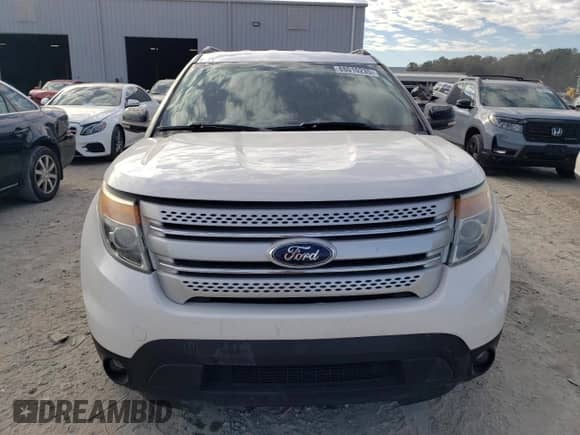 2012 Ford Explorer XLT z VIN 1FMHK7D87CGA98246, wystawiony jako Copart lot #88010235 z przebiegiem 195 542 mil mil oraz Szkoda całkowita • Salvage title. Historia ofert i sprzedaży dostępna na DreamBid. Obrazek 5.