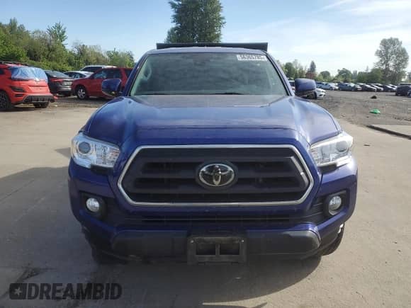 2022 Toyota Tacoma SR z VIN 3TYSZ5AN0NT091172, wystawiony jako Copart lot #56365785 z przebiegiem Nie podano mil oraz Szkoda całkowita • Salvage title. Historia ofert i sprzedaży dostępna na DreamBid. Obrazek 5.