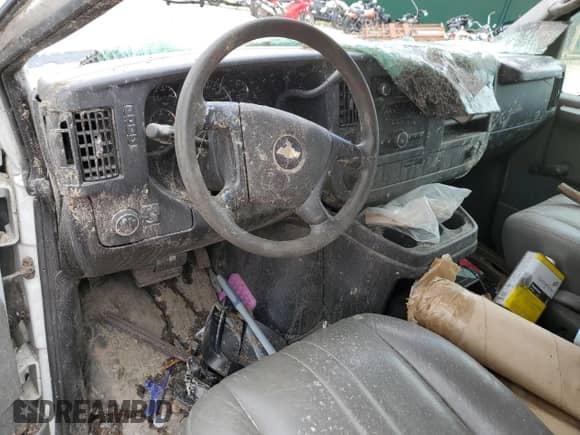 2008 Chevrolet Express Cargo with VIN 1GCFG15X581215851, listed as a Copart auction lot 55747555 with Not provided miles and Salvage title. Bid and sale history available at DreamBid. Image 8.