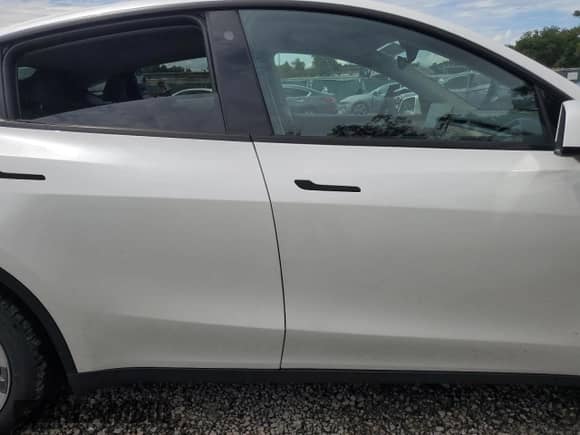 2022 Tesla Model Y Long Range с VIN 7SAYGDEE8NA012335, выставлен на аукционе Copart как лот 61217094 с пробегом 55 915 миль миль и На запчасти • Non repairable. История ставок и продаж доступна на DreamBid. Изображение 12.
