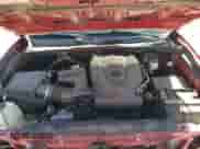 2020 Toyota Tacoma SR5 с VIN 3TMBZ5DN5LM026225, выставлен на аукционе Copart как лот 48019185 с пробегом 82 991 миль миль и Списание • Salvage title. История ставок и продаж доступна на DreamBid. Изображение 16.