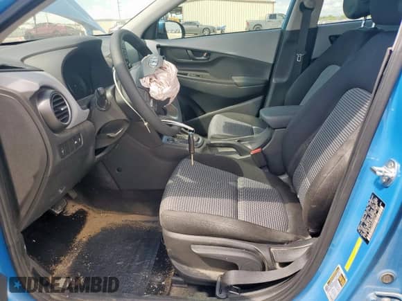 2021 Hyundai Kona SE с VIN KM8K12AA5MU635718, выставлен на аукционе Copart как лот 67679795 с пробегом 29 765 миль миль и Списание • Salvage title. История ставок и продаж доступна на DreamBid. Изображение 7.
