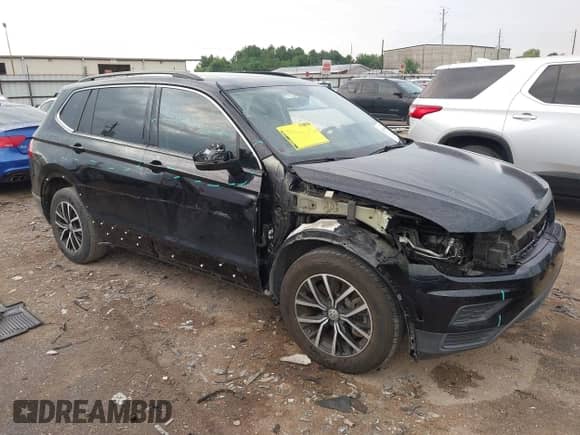 2021 Volkswagen Tiguan SE с VIN 3VV3B7AXXMM016531, выставлен на аукционе IAAI как лот 43017664 с пробегом 46 682 миль миль и . История ставок и продаж доступна на DreamBid. Изображение 1.