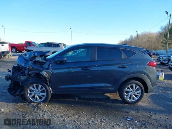 2020 Hyundai Tucson SE with VIN KM8J2CA49LU209117, listed as a IAAI auction lot 41214916 with Not provided miles and . Bid and sale history available at DreamBid. Image 15.