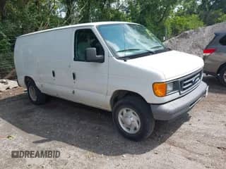 2007 Ford Econoline Cargo Commercial with VIN 1FTNE14WX7DB37140, listed as a IAAI auction lot 42738972 with 174,799 mi miles and . Bid and sale history available at DreamBid. Image 1.