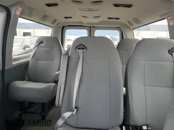 2012 Ford Econoline Cargo с VIN 1FDNE3BL5CDA17126, выставлен на аукционе Copart как лот 58214755 с пробегом 183 892 миль миль и Чистый • Clean title. История ставок и продаж доступна на DreamBid. Изображение 10.