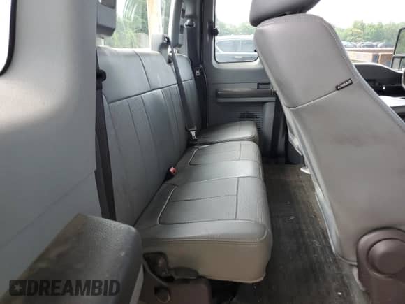 2016 Ford F-250 XLT z VIN 1FT7X2BT2GEC49118, wystawiony jako Copart lot #66548125 z przebiegiem 139 148 mil mil oraz Czysty tytuł • Clean title. Historia ofert i sprzedaży dostępna na DreamBid. Obrazek 10.