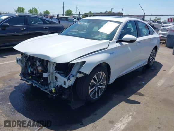 2020 Honda Accord Touring с VIN 1HGCV3F98LA000043, выставлен на аукционе IAAI как лот 42153397 с пробегом 19 326 миль миль и . История ставок и продаж доступна на DreamBid. Изображение 18.