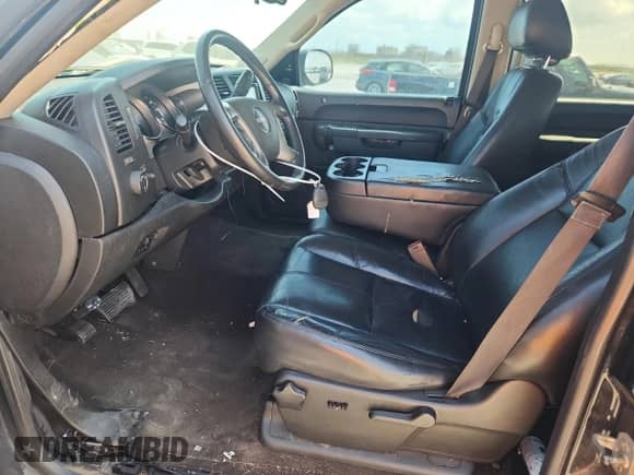 2013 GMC Sierra 1500 SLE with VIN 3GTP2VE74DG112748, listed as a Copart auction lot 82034905 with 189,696 mi miles and Clean title. Bid and sale history available at DreamBid. Image 7.