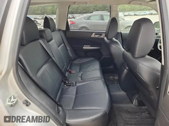 2011 Subaru Forester X Limited z VIN JF2SHAFC2BH714131, wystawiony jako Copart lot #81920565 z przebiegiem 121 537 mil mil oraz Szkoda całkowita • Salvage title. Historia ofert i sprzedaży dostępna na DreamBid. Obrazek 10.