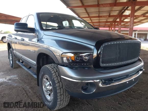 2005 Dodge 2500 SLT z VIN 1D7KS28D65J635057, wystawiony jako IAAI lot #42875824 z przebiegiem 239 295 mil mil oraz . Historia ofert i sprzedaży dostępna na DreamBid. Obrazek 6.
