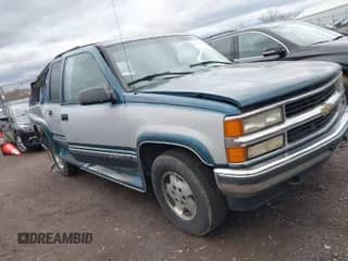 1995 Chevrolet Suburban с VIN 1GNFK16KXSJ391827, выставлен на аукционе IAAI как лот 41840715 с пробегом 143 603 миль миль и . История ставок и продаж доступна на DreamBid. Изображение 1.