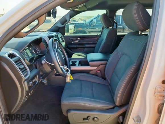 2019 Ram 1500 Big Horn with VIN 1C6RREFT9KN828721, listed as a Copart auction lot 81063435 with 99,328 mi miles and Clean title. Bid and sale history available at DreamBid. Image 7.