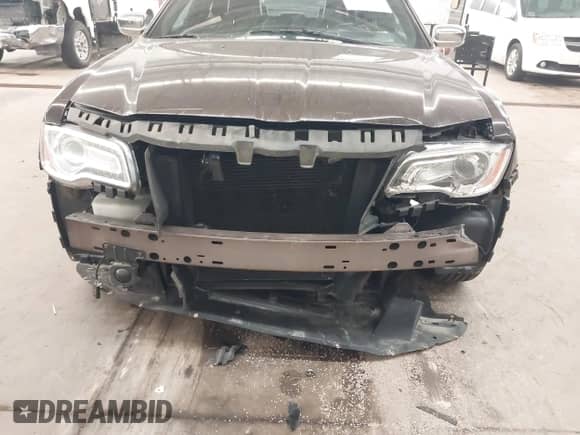 2013 Chrysler 300 C с VIN 2C3CCAEG4DH578432, выставлен на аукционе IAAI как лот 42868687 с пробегом 94 233 миль миль и . История ставок и продаж доступна на DreamBid. Изображение 6.