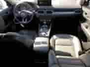 2025 Mazda CX-5 S Select z VIN JM3KFBBL0S0646143, wystawiony jako Copart lot #85325555 z przebiegiem 12 351 mil mil oraz Szkoda całkowita • Salvage title. Historia ofert i sprzedaży dostępna na DreamBid. Obrazek 8.