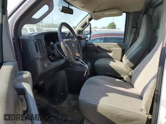 2019 Chevrolet Express Commercial с VIN 1GB0GRFG4K1196465, выставлен на аукционе Copart как лот 66754394 с пробегом 103 770 миль миль и Списание • Salvage title. История ставок и продаж доступна на DreamBid. Изображение 7.