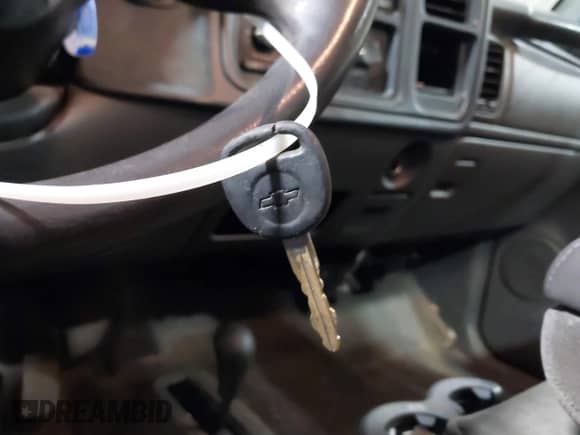 2006 Chevrolet Silverado 1500 Work Truck с VIN 3GCEK14V86G179730, выставлен на аукционе IAAI как лот 40477305 с пробегом 146 372 миль миль и . История ставок и продаж доступна на DreamBid. Изображение 11.