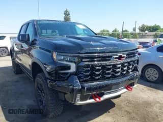 2023 Chevrolet Silverado 1500 ZR2 z VIN 3GCUDHEL2PG271798, wystawiony jako IAAI lot #42382333 z przebiegiem 6 484 mil mil oraz . Historia ofert i sprzedaży dostępna na DreamBid. Obrazek 1.
