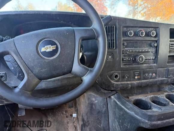 2017 Chevrolet Express Passenger LT с VIN 1GAZGPFG9H1176592, выставлен на аукционе Copart как лот 87533705 с пробегом 168 790 миль миль и Чистый • Clean title. История ставок и продаж доступна на DreamBid. Изображение 9.