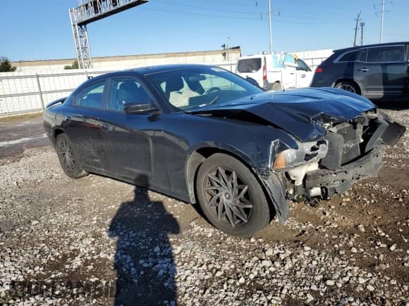 2014 Dodge Charger SE с VIN 2C3CDXBG1EH145527, выставлен на аукционе Copart как лот 87486425 с пробегом 166 700 миль миль и Списание • Salvage title. История ставок и продаж доступна на DreamBid. Изображение 4.