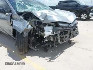 2024 Chevrolet Blazer EV eAWD RS z VIN 3GNKDCRJ8RS164121, wystawiony jako IAAI lot #42597374 z przebiegiem 7 037 mil mil oraz . Historia ofert i sprzedaży dostępna na DreamBid. Obrazek 6.