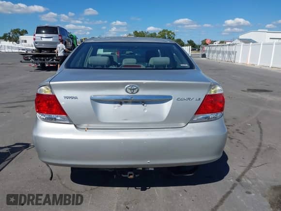 2006 Toyota Camry STD с VIN 4T1BE32K06U657730, выставлен на аукционе IAAI как лот 43474308 с пробегом 151 238 миль миль и . История ставок и продаж доступна на DreamBid. Изображение 17.