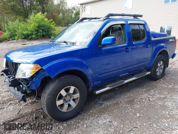 2013 Nissan Frontier SV with VIN 1N6AD0EVXDN735930, listed as a IAAI auction lot 43289388 with 26,855 mi miles and . Bid and sale history available at DreamBid. Image 2.