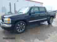 2006 GMC Sierra 1500 SL z VIN 2GTEC13V361346180, wystawiony jako IAAI lot #42227724 z przebiegiem 254 431 mil mil oraz . Historia ofert i sprzedaży dostępna na DreamBid. Obrazek 2.