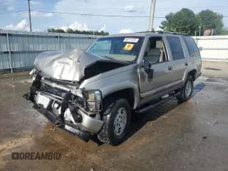 2000 Chevrolet Tahoe Z71 with VIN 1GNEK13R9YR174809, listed as a Copart auction lot 68777525 with Not provided miles and Salvage title. Bid and sale history available at DreamBid. Image 1.