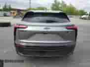 2024 Chevrolet Blazer EV eAWD RS z VIN 3GNKDCRJ9RS186595, wystawiony jako Copart lot #56853035 z przebiegiem Nie podano mil oraz Szkoda całkowita • Salvage title. Historia ofert i sprzedaży dostępna na DreamBid. Obrazek 6.