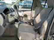 2011 Nissan Frontier SV z VIN 1N6AD0FV0BC435949, wystawiony jako Copart lot #45165135 z przebiegiem 143 209 mil mil oraz Czysty tytuł • Clean title. Historia ofert i sprzedaży dostępna na DreamBid. Obrazek 7.