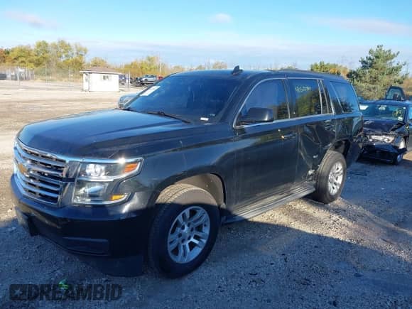 2015 Chevrolet Tahoe LT with VIN 1GNSKBKC6FR567170, listed as a IAAI auction lot 40522902 with 146,082 mi miles and . Bid and sale history available at DreamBid. Image 17.
