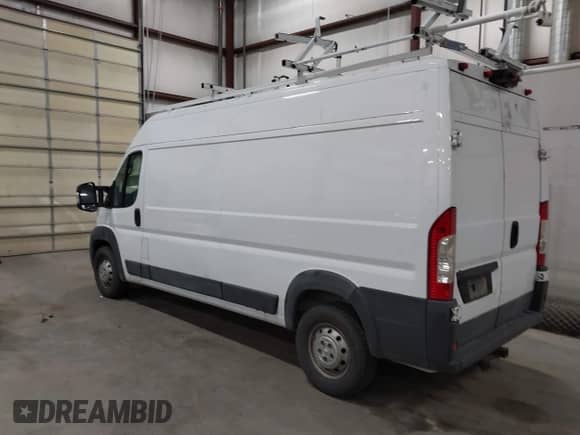 2018 Ram ProMaster Cargo with VIN 3C6TRVDG8JE136299, listed as a IAAI auction lot 43359337 with 156,728 mi miles and . Bid and sale history available at DreamBid. Image 3.
