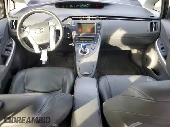 2011 Toyota Prius III with VIN JTDKN3DU5B1453858, listed as a Copart auction lot 82712895 with 137,470 mi miles and Salvage title. Bid and sale history available at DreamBid. Image 8.