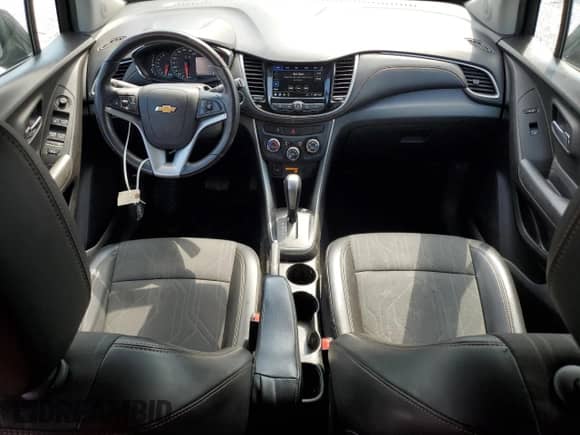 2019 Chevrolet Trax LT with VIN KL7CJPSB8KB853476, listed as a Copart auction lot 80907605 with 47,739 mi miles and Salvage title. Bid and sale history available at DreamBid. Image 8.