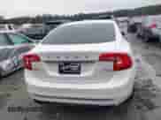 2017 Volvo S60 Inscription с VIN LYV402HKXHB148240, выставлен на аукционе IAAI как лот 41618292 с пробегом 77 870 миль миль и . История ставок и продаж доступна на DreamBid. Изображение 16.
