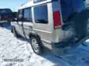 2002 Land Rover Discovery Cloth with VIN SALTY15422A770682, listed as a IAAI auction lot 41166606 with 159,940 mi miles and . Bid and sale history available at DreamBid. Image 3.