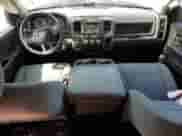 2018 Ram 1500 Express z VIN 3C6RR7KG8JG197858, wystawiony jako Copart lot #58151875 z przebiegiem 76 286 mil mil oraz Szkoda całkowita • Salvage title. Historia ofert i sprzedaży dostępna na DreamBid. Obrazek 8.